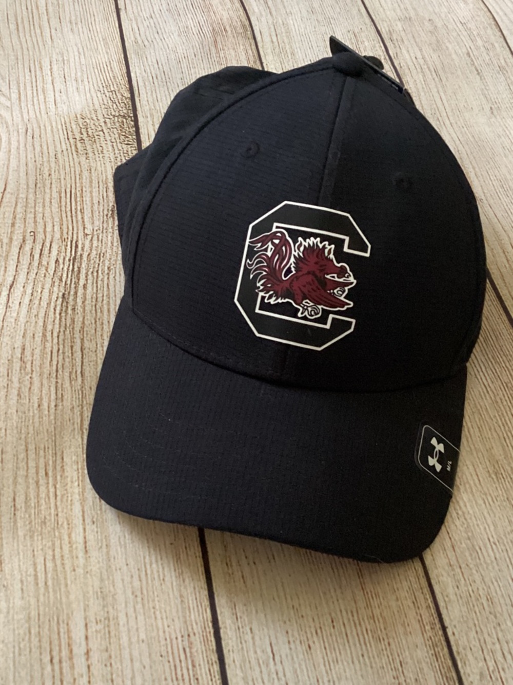 NWT Men's M/L Under Armour University of South Carolina Gamecocks Hat